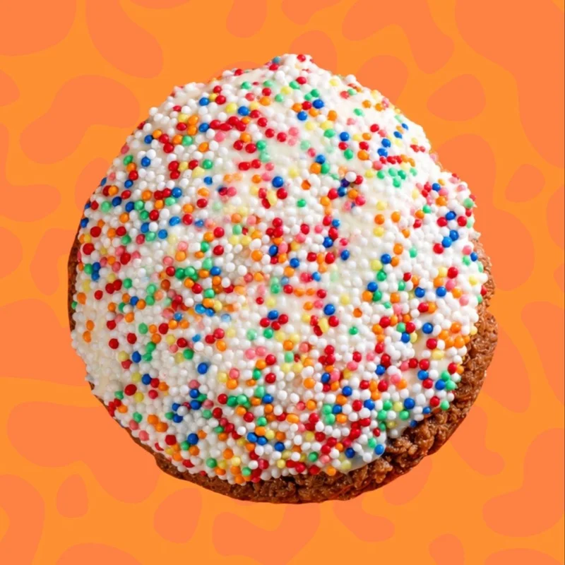 Cookie Dot Cake
